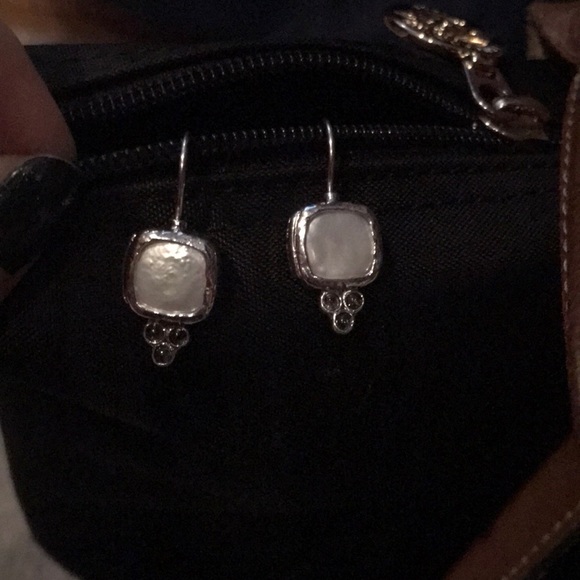 Silpada Jewelry - NWOT Silpada Square Mother of Pearl Earrings